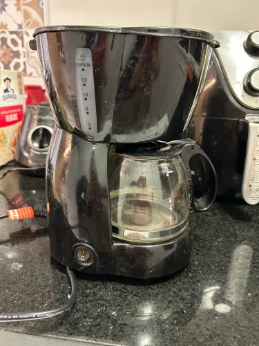 Cafeteira elétrica mondial