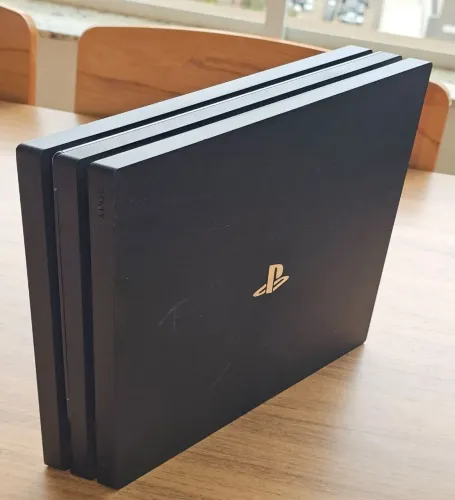 PS4 PRO 1TB DESBLOQUEADO