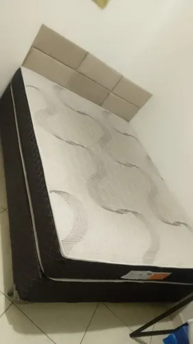 Cama BOX de casal 