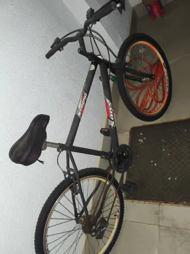 Bicicleta MTB Aro 26 Preta/Laranja