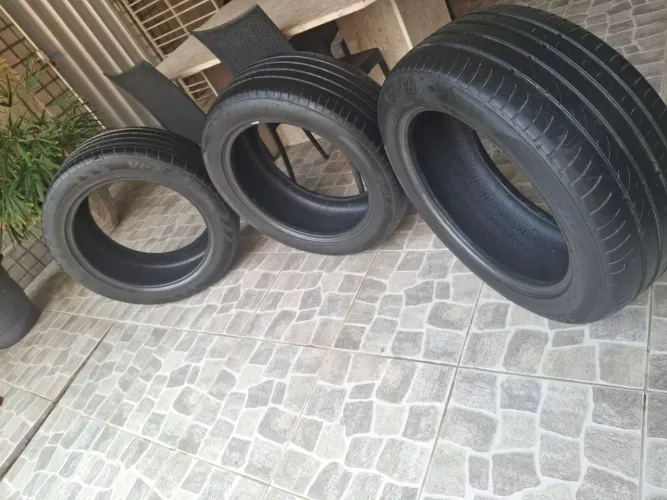 03 PNEUS ARO 20 SEMI NOVOS 265/50R20 .