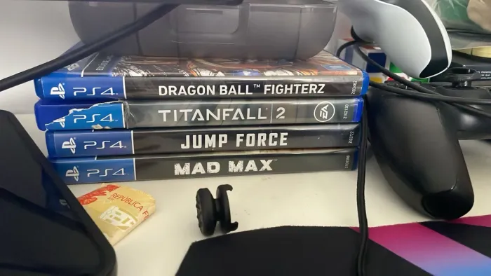 Vendo jogo ps4