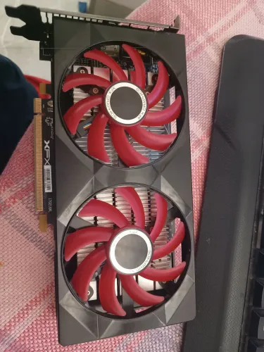 Rx 550 4gb Vendo ou troco ( leia a descrição )