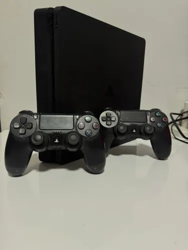 Playstation 4 Slim 1TB - Completo