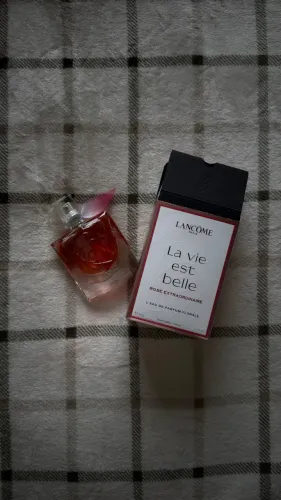 Perfume La Vie Est Belle Rosa Extraordinária 50mL Lancome