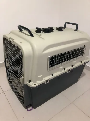 Caixa de Transporte Pet IATA N7 - Seminova - Ideal para Viagens Aéreas