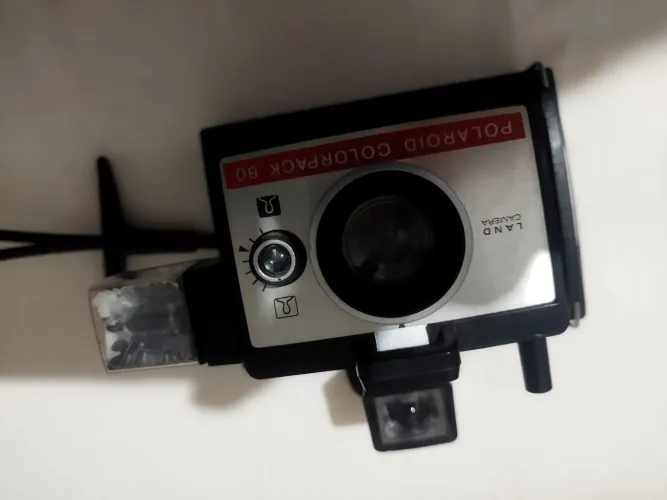 Antiga Máquina fotografica Polaroid colorpack 80 