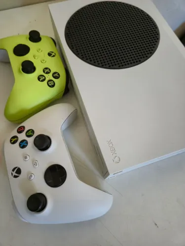 Xbox Séries S Muito Novo (Com Caixa)