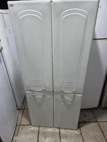 Paneleiro de aço