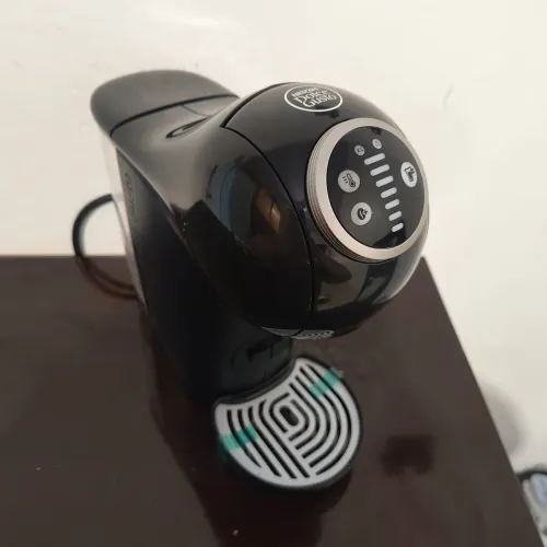 Cafeteira Dolce Gusto COM DEFEITO