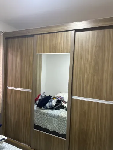Guarda Roupas P/Sair Hoje