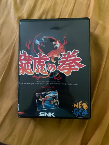 Cartucho Neo Geo Aes Art of Fighting japonês com caixa sem manual