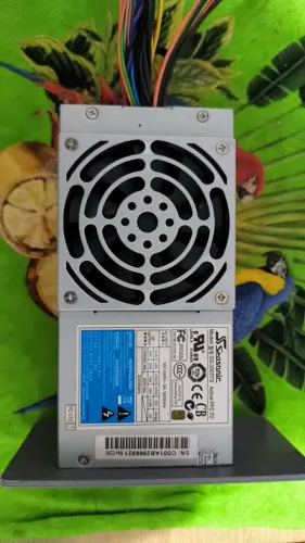 Fonte TFX Seasonic SS-300TFX com adaptador ATX