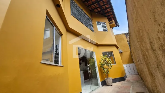 Casa para locação em Belém-PA, bairro São Brás: 3 quartos, 3 suítes, 1 sala, 3 banheiros,