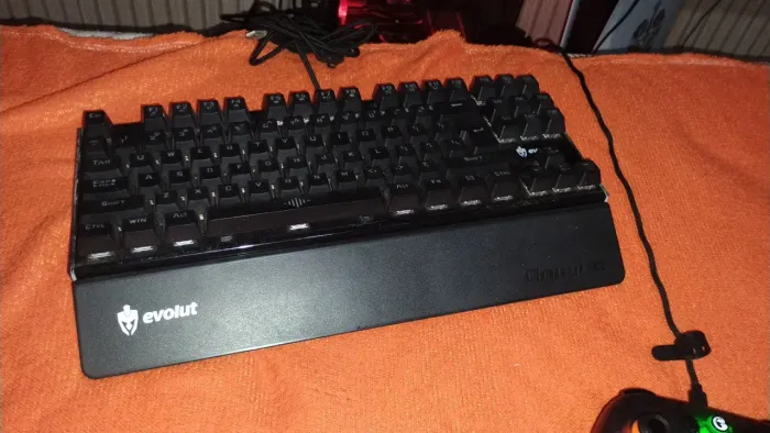 Teclado mecânico evolut