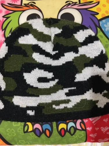 Touca camuflada
