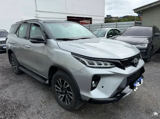 Toyota Hilux SW4 SRX 4X4 2.8 TDI 16V Dies. Aut. 2021