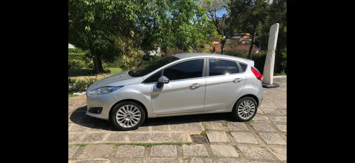 Ford Fiesta Tit./tit.plus 1.6 16V Flex Aut. 2015