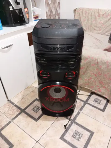 Caixa LG xboom semi nova valor 1,500 R$