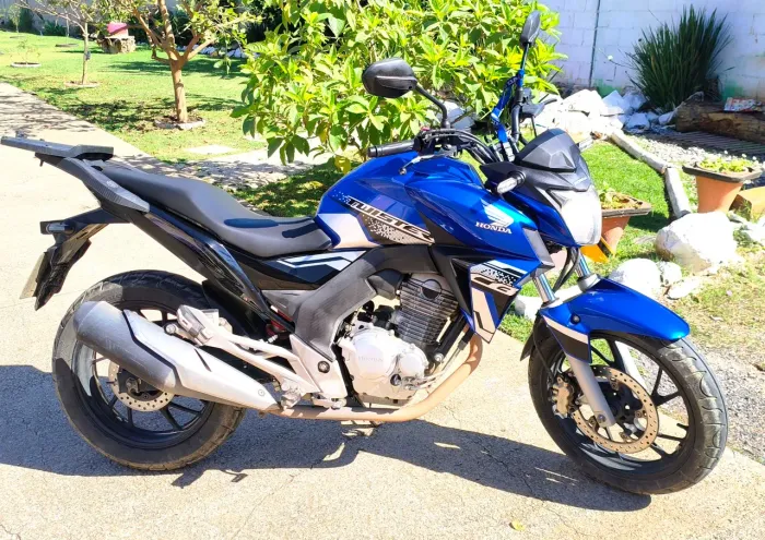 Honda CB 250F Twister 2021