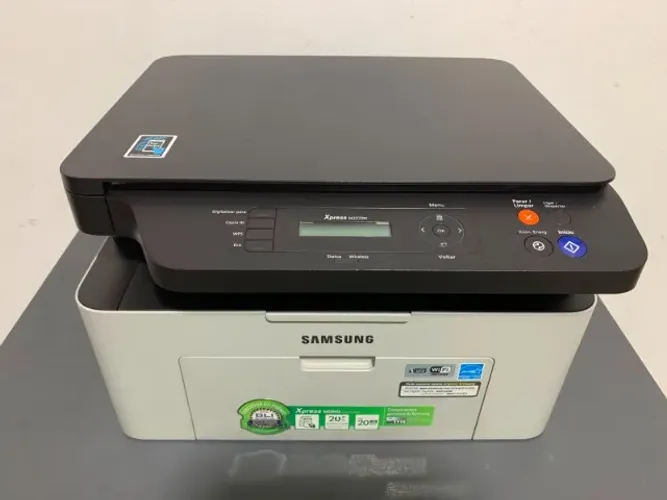 Impressora Samsung Xpress M2070W