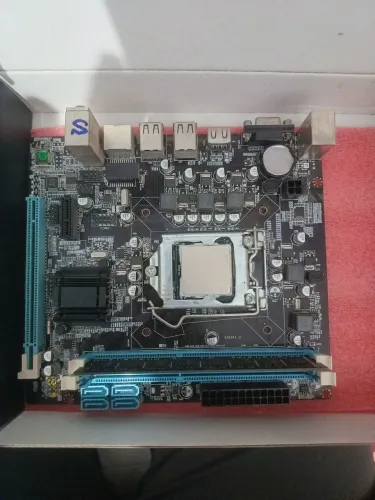 Placa mãe, processador core i5 2500 e memória RAM 8GB 