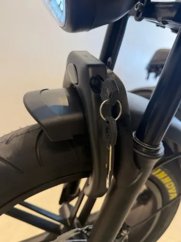 Bicicleta elétrica com 2 baterias 100km de autonomia