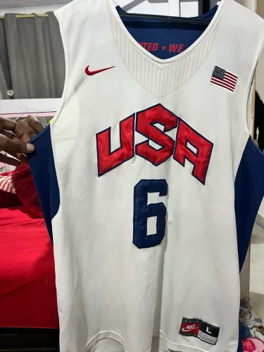 Camisa dream Team -LeBron James