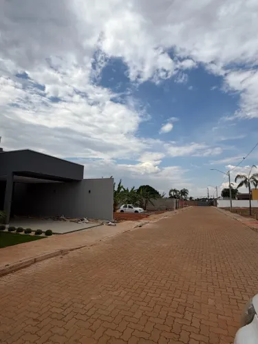 VENDO LOJA NA PONTE ALTA NORTE | RUA DO CLUBE DOS CORREIOS | PRÓXIMA AO BURGER KING