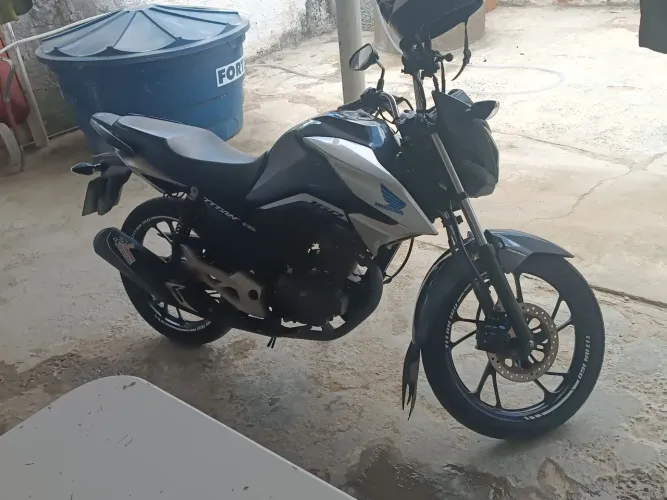 Titan flex one semi nova,toda original,motor nunca aberto