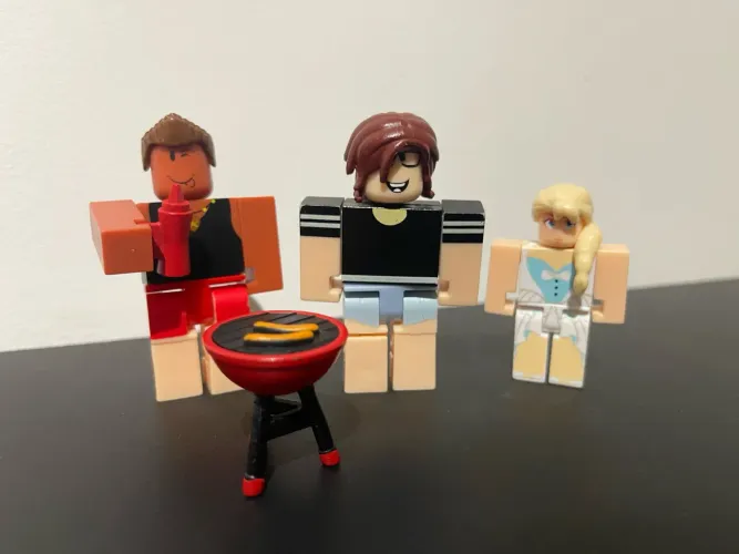 Conjunto de bonecos roblox