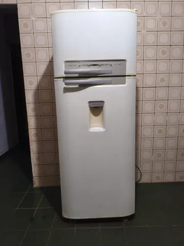 Geladeira Eletrolux Frost Free 480l