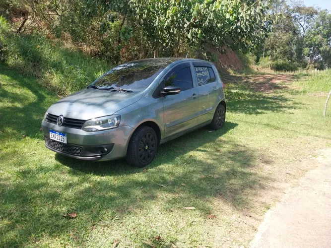 Volkswagen Fox 1.0 MI Total Flex 8V 5P 2010