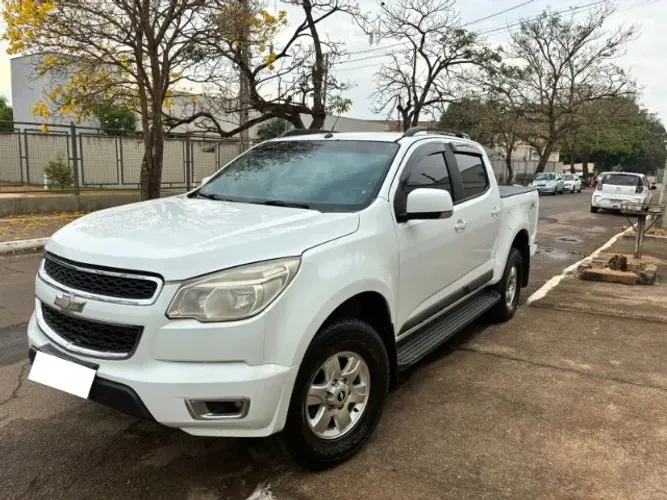 Chevrolet S10 Pick-up LT 2.8 TDI 4X4 CD Diesel AUT 2014