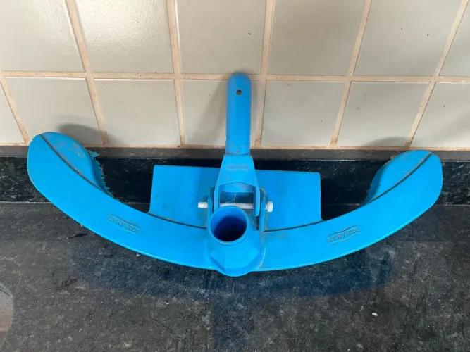 ASPIRADOR DE PISCINA 3 RODAS SODRAMAR NOVO
