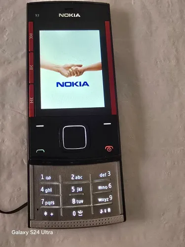 Nokia x3-00 vermelho