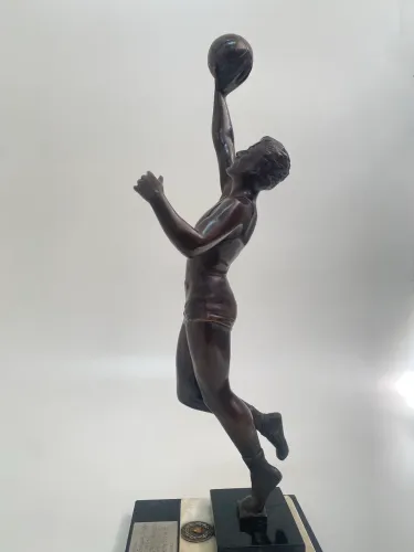 Troféu de basquete antigo 1971 