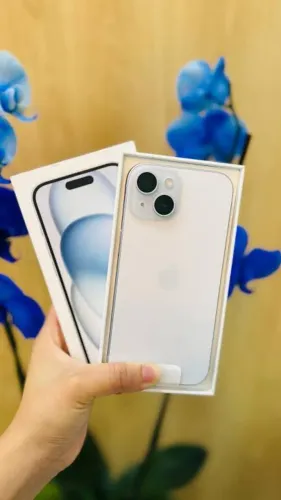 iPhone 15