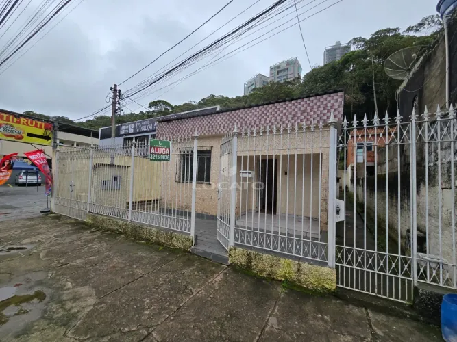 CASA PARA LOCAÇÃO NO BAIRRO SANTA LUZIA