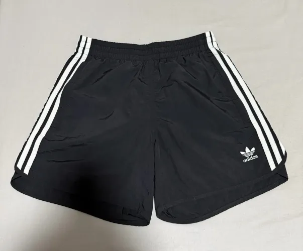 Short Adidas ORIGINAL Retrô ( P )
