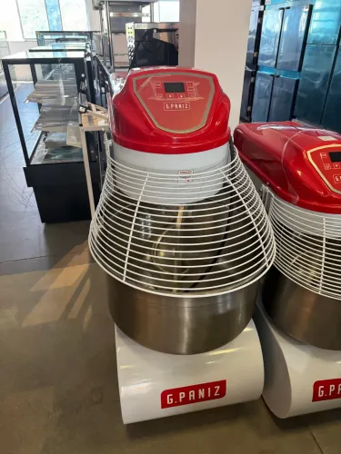 Masseira espiral epóxi 40kg 2 velocidades motor 4cv