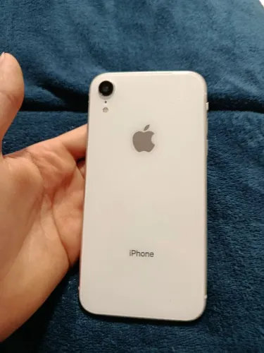 iPhone XR 128gb Branco com defeito faço envio para todo o Brasil pela Olx pay