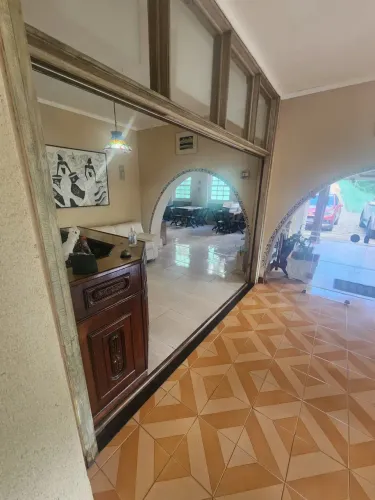 Vendo Belíssima propriedade, toda equipada para funcionamento de Pousada,Nogueira  Petrópo