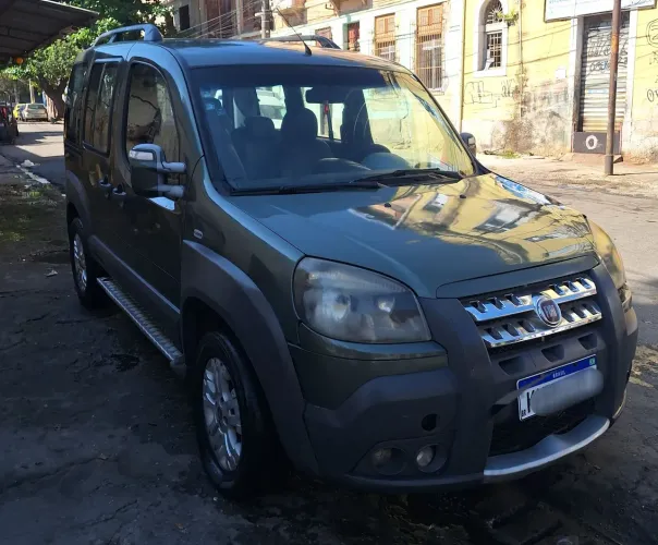 Fiat Doblo Adv/adv Tryon/locker 1.8 Flex 2010