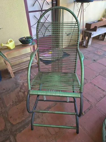 Cadeira de balanço fio