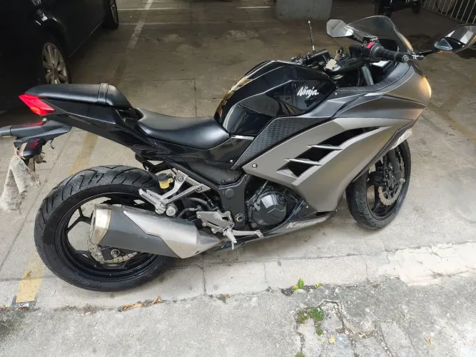 Kawasaki Ninja 300/ABS