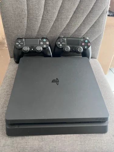 Ps4 slim