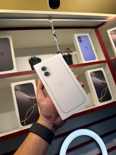 Iphone 17 256 branco so chamar ?