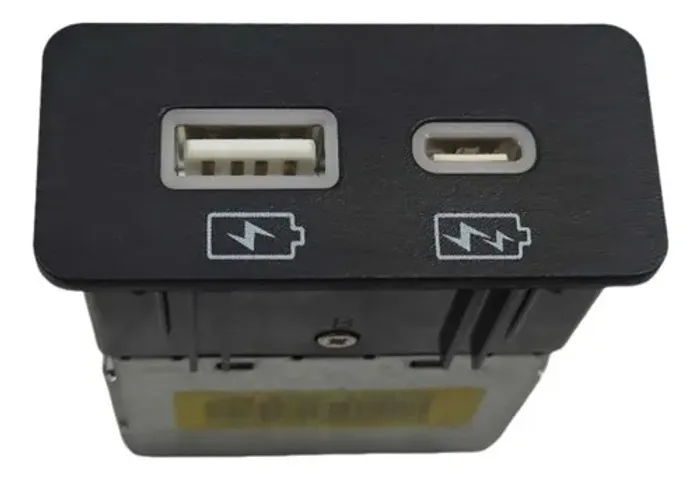 Tomada Dupla Usb Byd Seal 2025 Sthp3798700 Preto