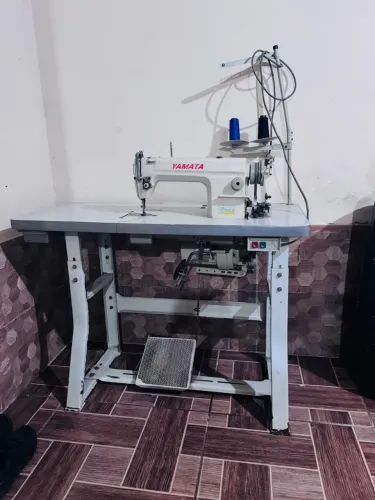 Máquina de costura industrial Reta